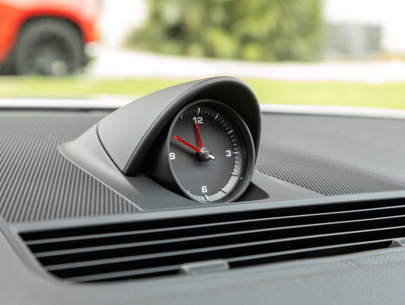 Certified 2023 Porsche Panamera 4S image 24