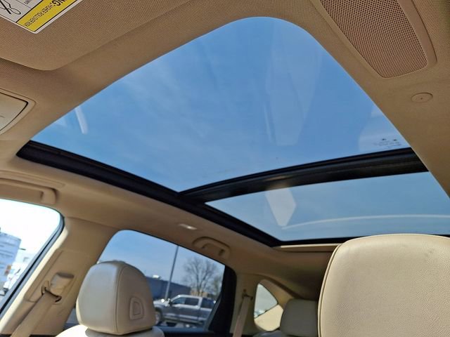 Used 2019 Acura RDX w/ Technology Package AWD/4WD image 16