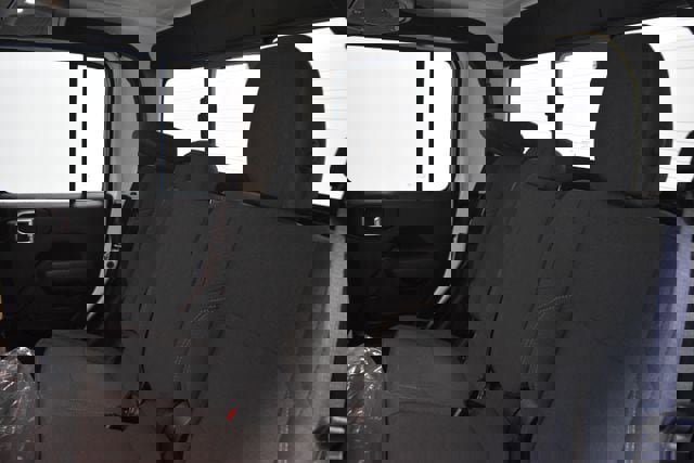 New 2025 Jeep Gladiator Willys image 17