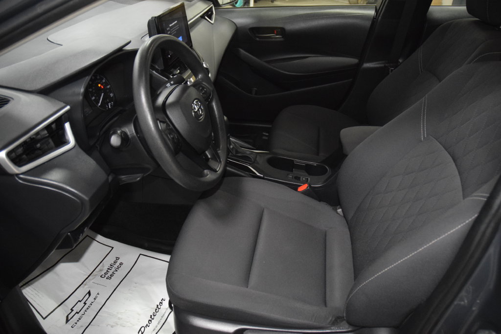 Used 2023 Toyota Corolla LE FWD image 33