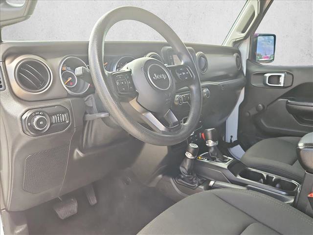 Used 2018 Jeep Wrangler Unlimited Sport AWD/4WD image 10