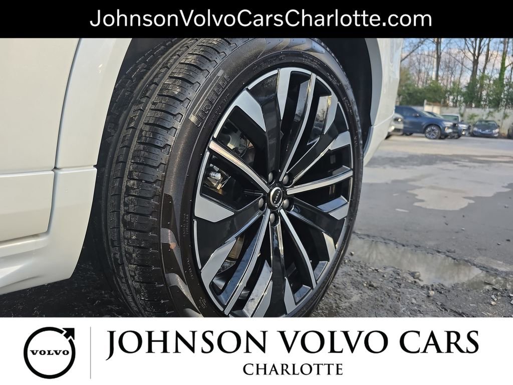 New 2026 Volvo XC90 B6 Plus w/ Protection Package Premier image 38