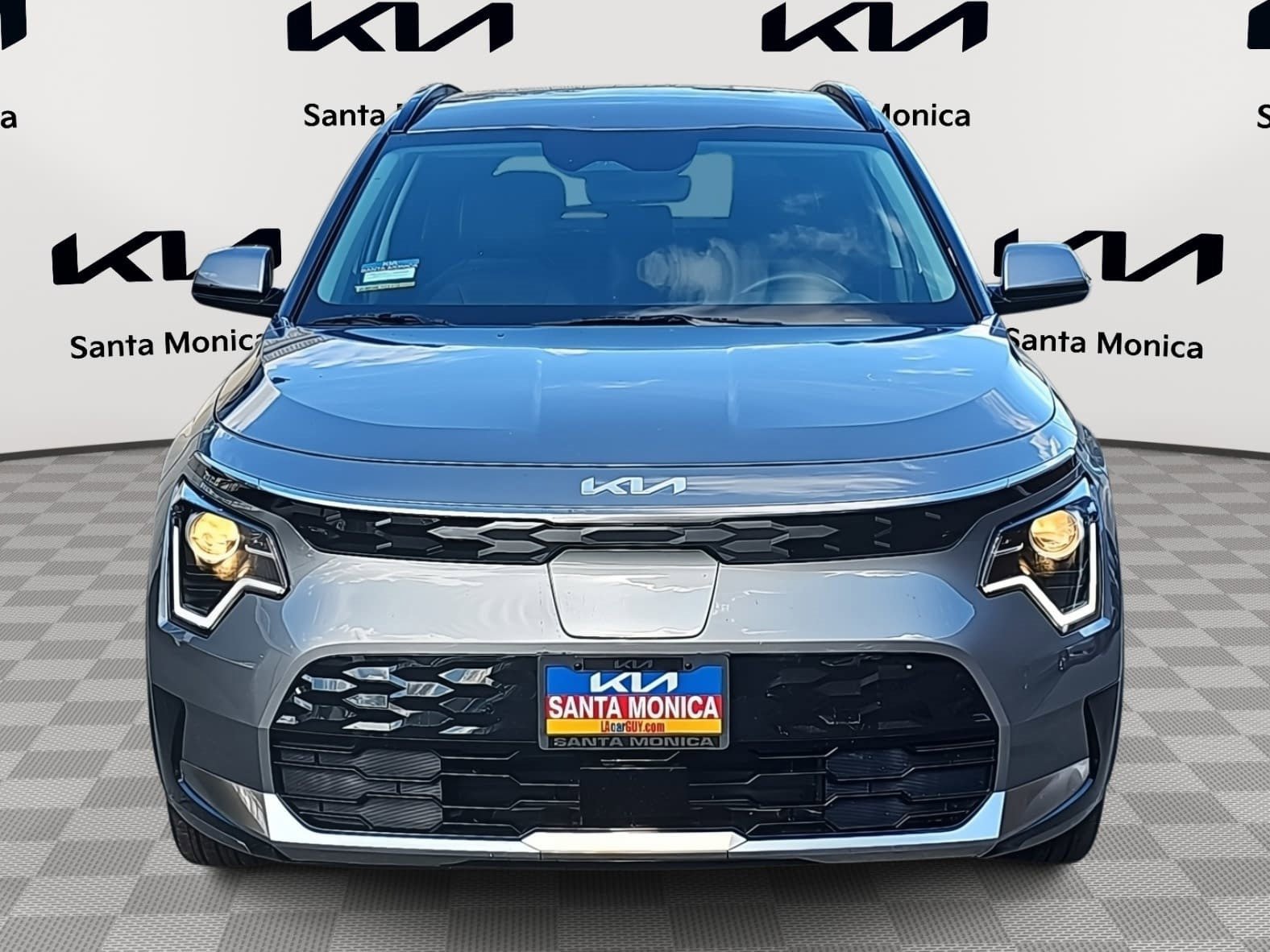 Used 2025 Kia Niro Wind image 2