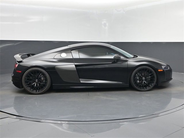Used 2017 Audi R8 V10 plus image 42