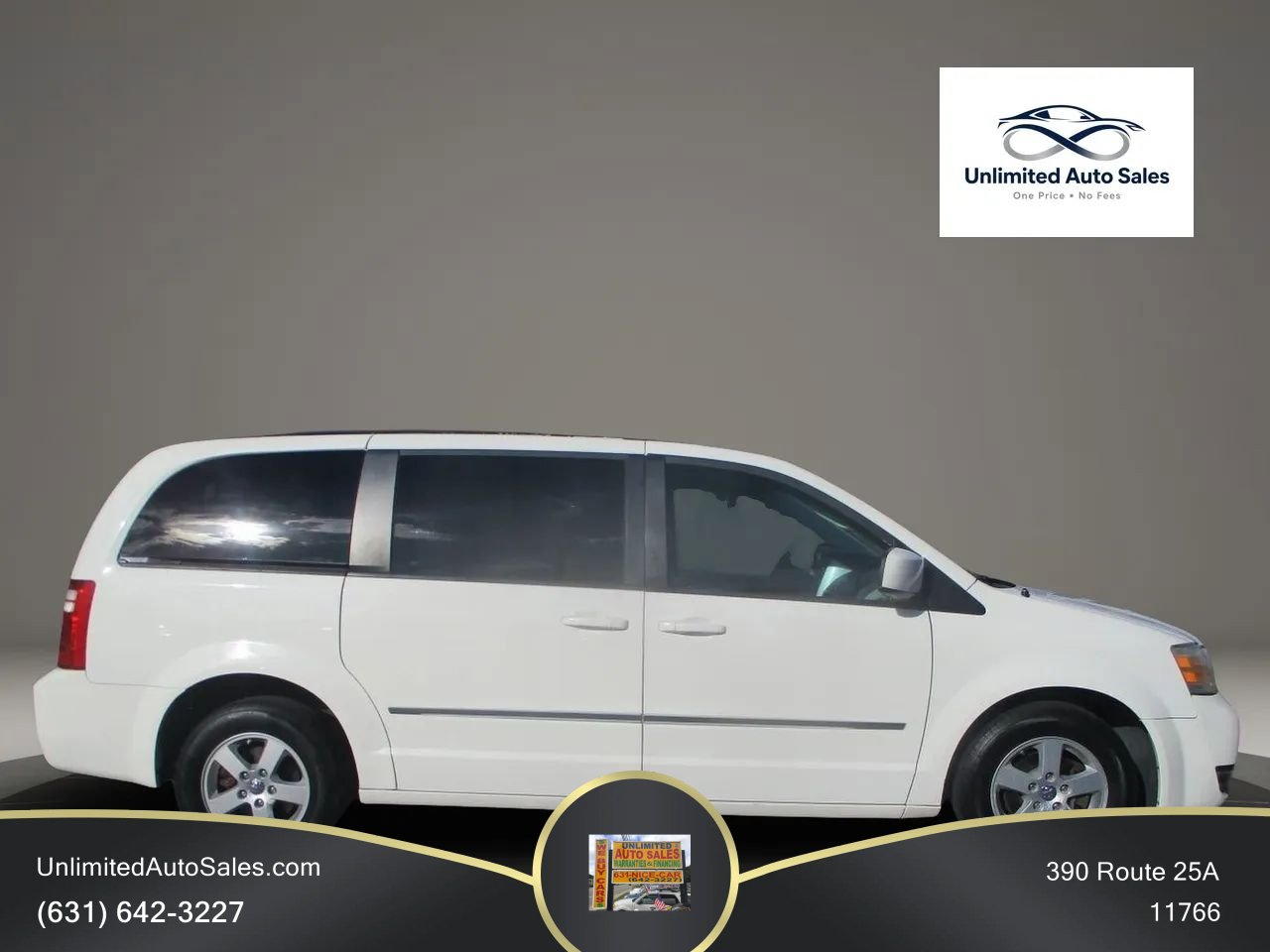 Used 2010 Dodge Grand Caravan SXT FWD image 4