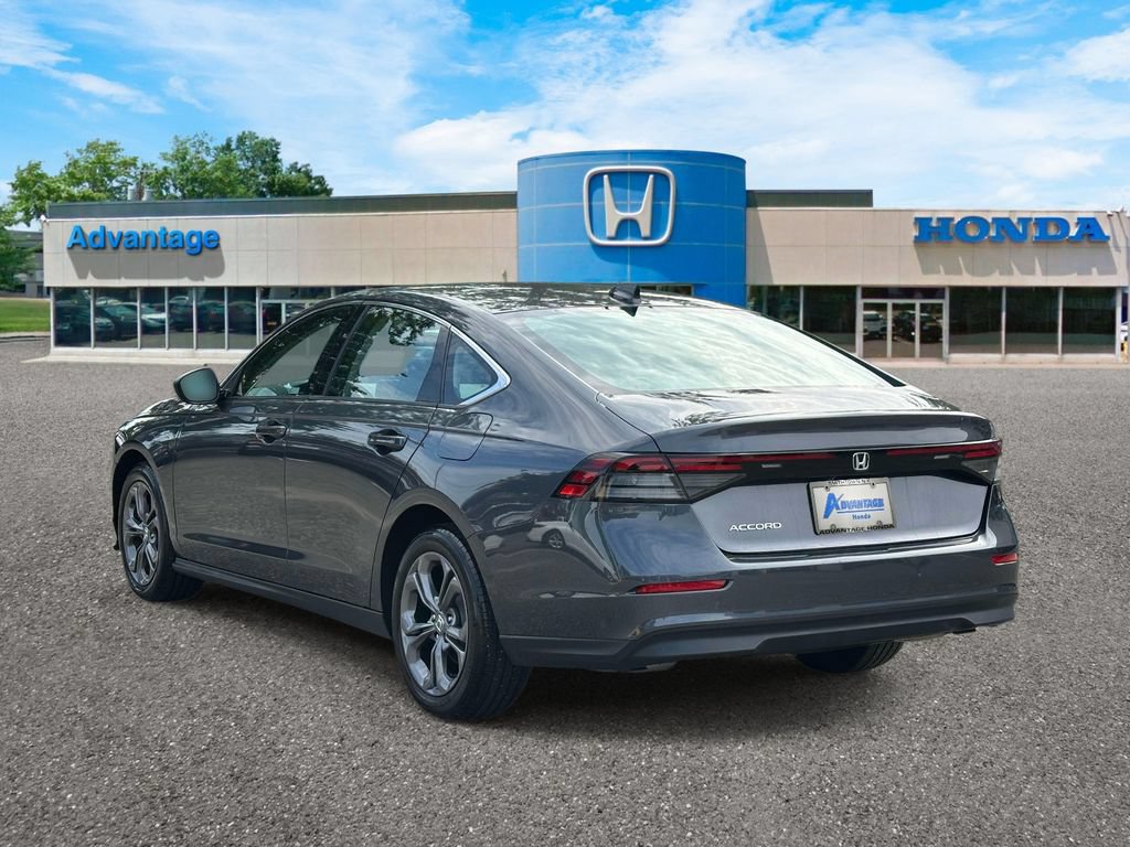 Certified 2023 Honda Accord EX image 5