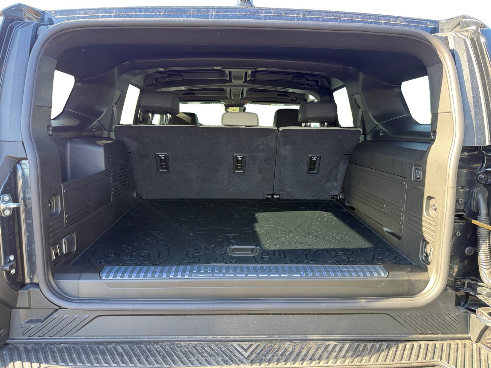 New 2026 GMC Hummer EV SUV image 17
