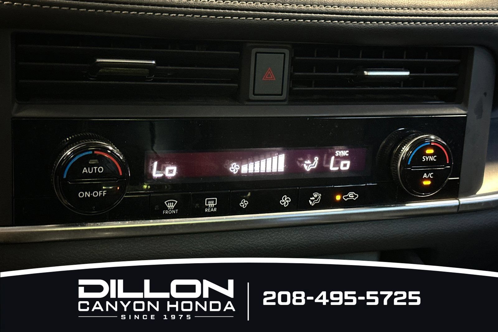 Used 2024 Nissan Rogue SV AWD/4WD image 22