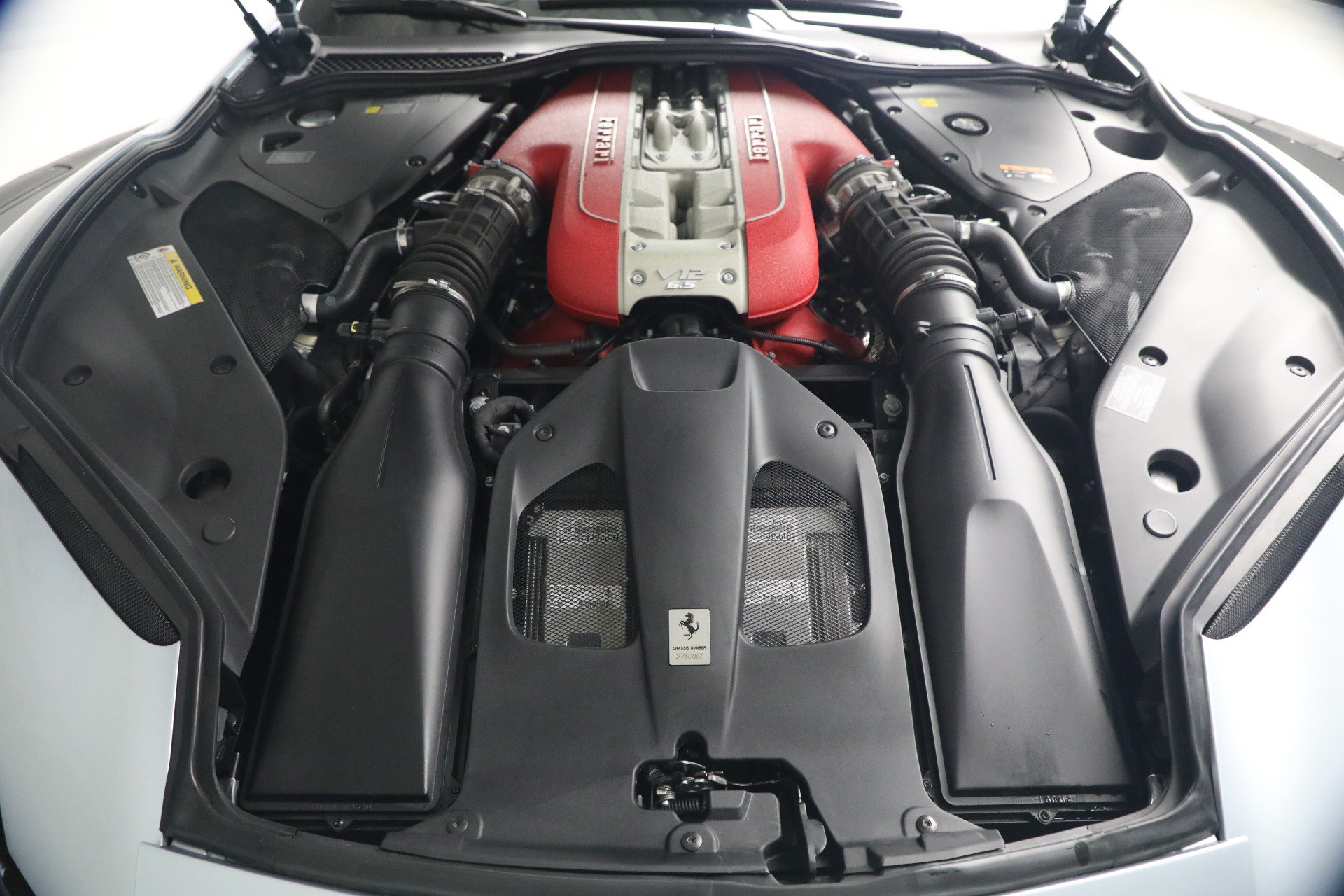 Certified 2022 Ferrari 812 GTS RWD image 40
