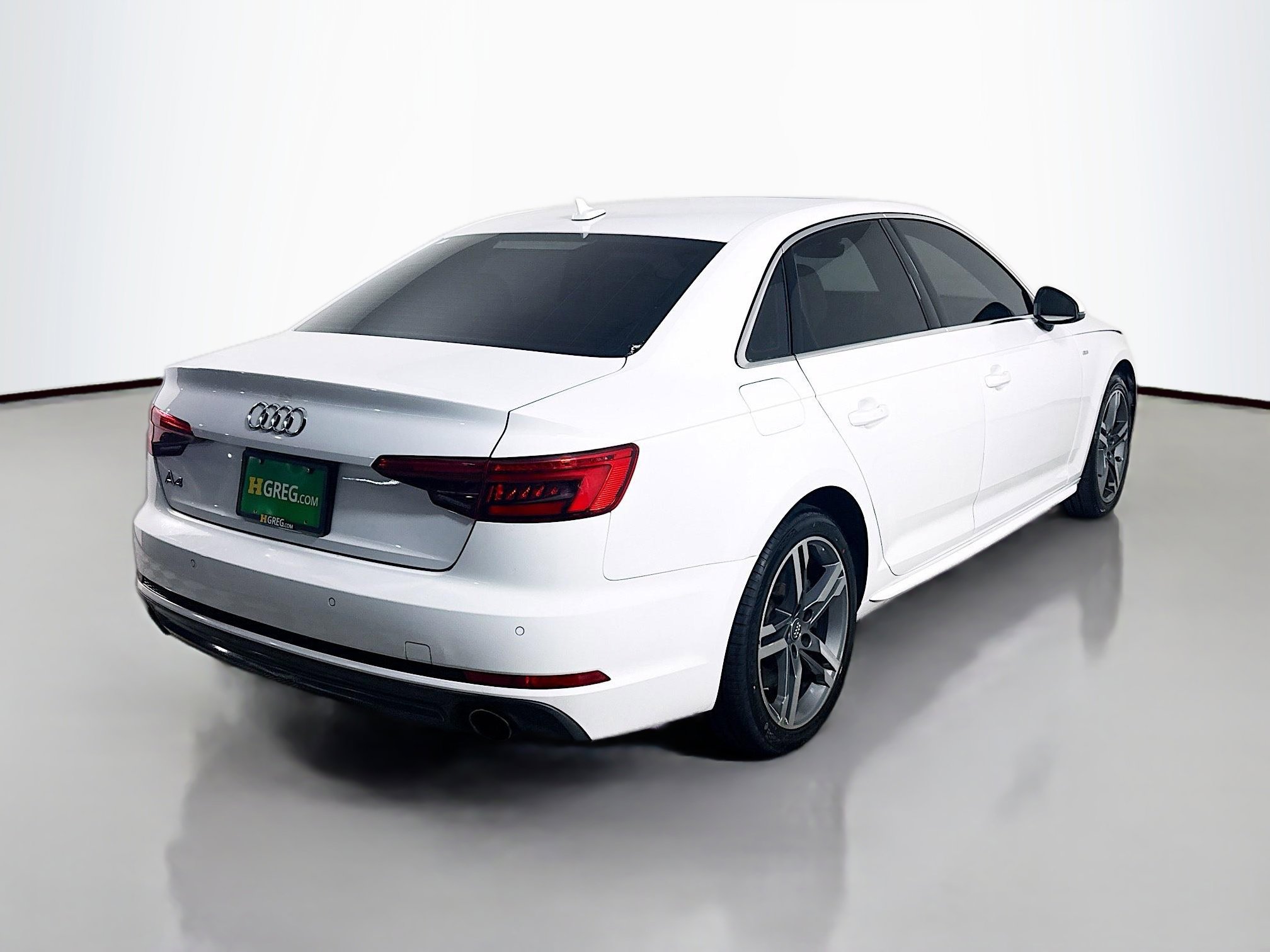 Used 2017 Audi A4 2.0T Premium Plus w/ Premium Plus Package image 10