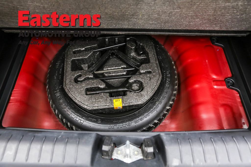 Used 2022 Hyundai Venue Limited image 8