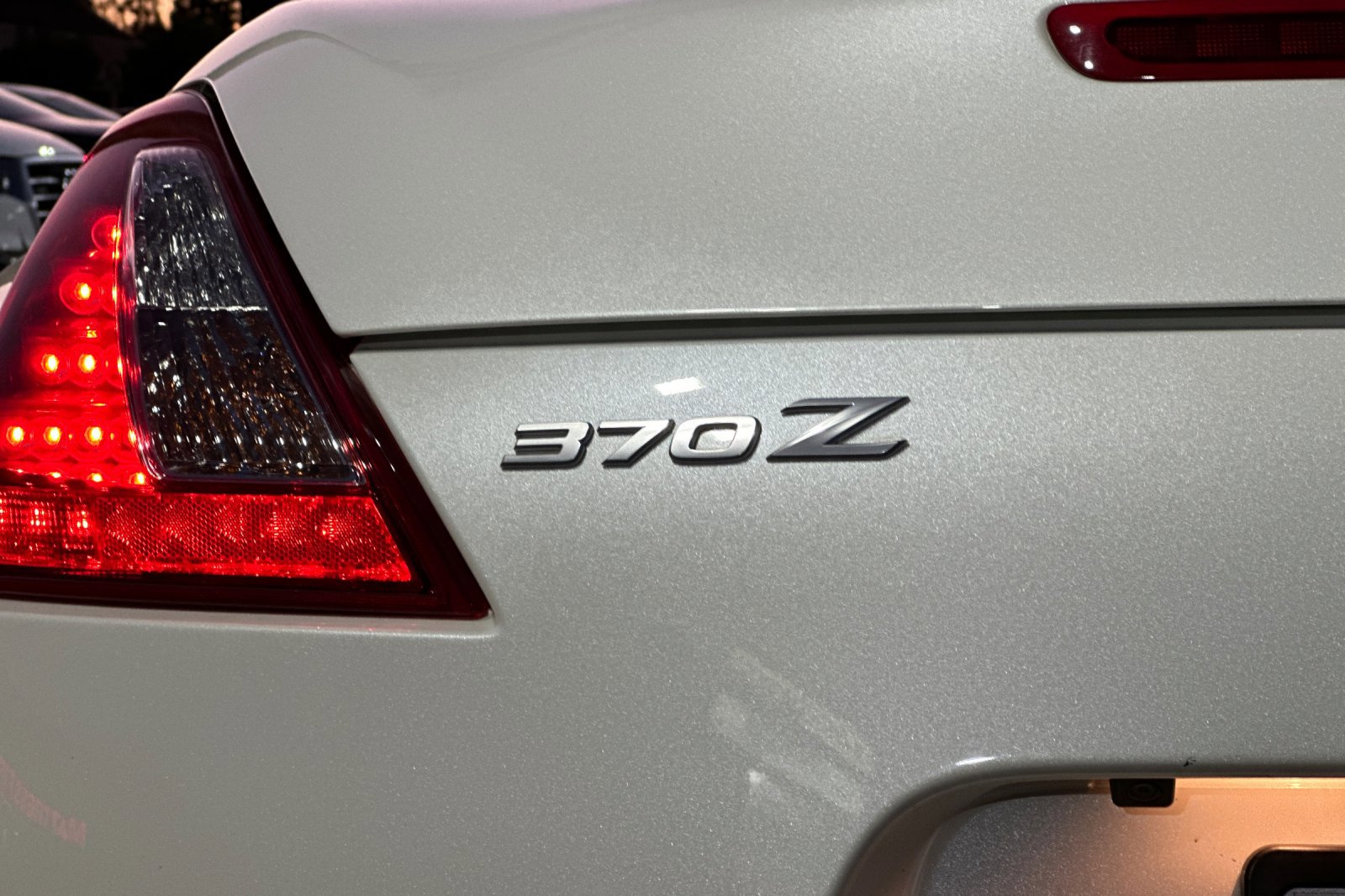 Used 2018 Nissan 370Z Touring image 25