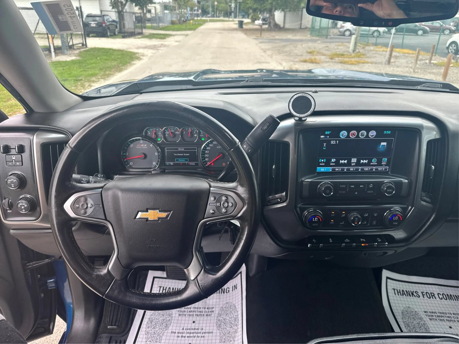Used 2018 Chevrolet Silverado 1500 LT w/ All Star Edition AWD/4WD image 17