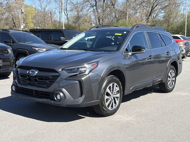 Used 2025 Subaru Outback Premium image 7