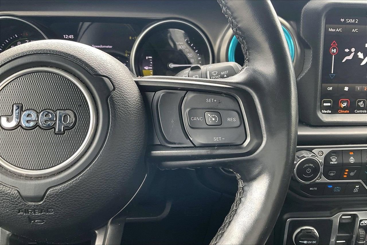 Certified 2023 Jeep Wrangler Unlimited w/ Cold Weather Group image 30