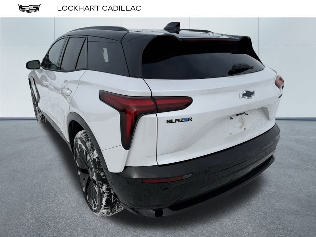 Used 2025 Chevrolet Blazer EV RS w/ Super Cruise Package image 11