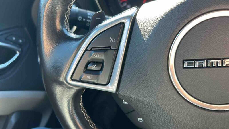 Used 2021 Chevrolet Camaro LT image 23