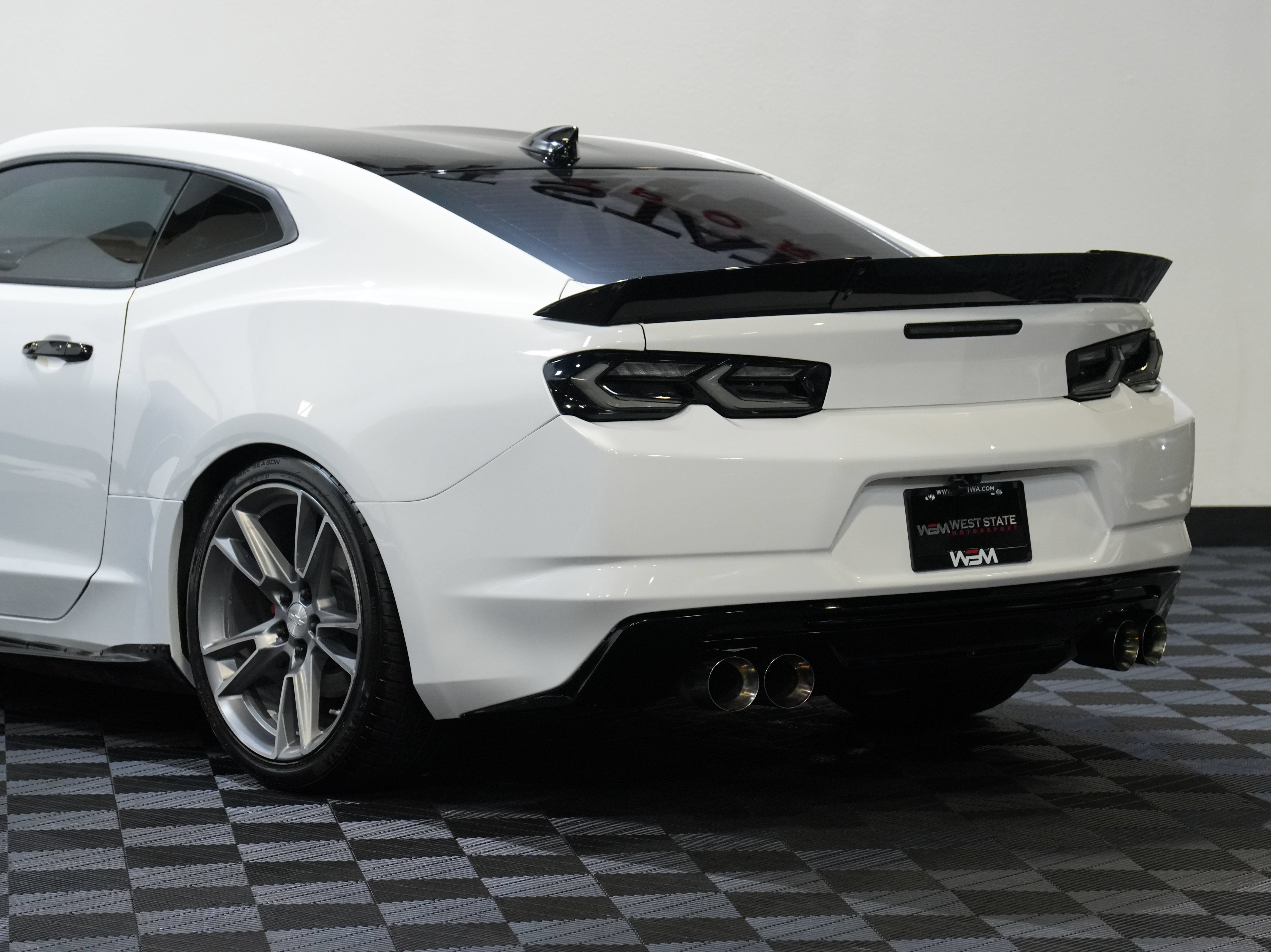 Used 2019 Chevrolet Camaro LS RWD image 15