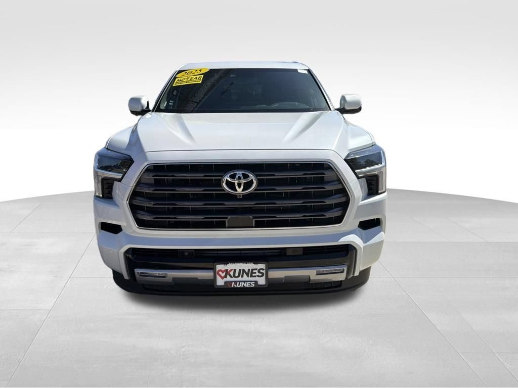 Used 2025 Toyota Sequoia Limited w/ Tow Technology Package AWD/4WD image 3