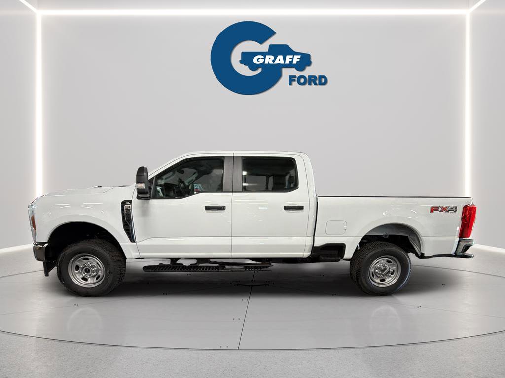 New 2026 Ford F250 XL w/ FX4 Off-Road Package image 3