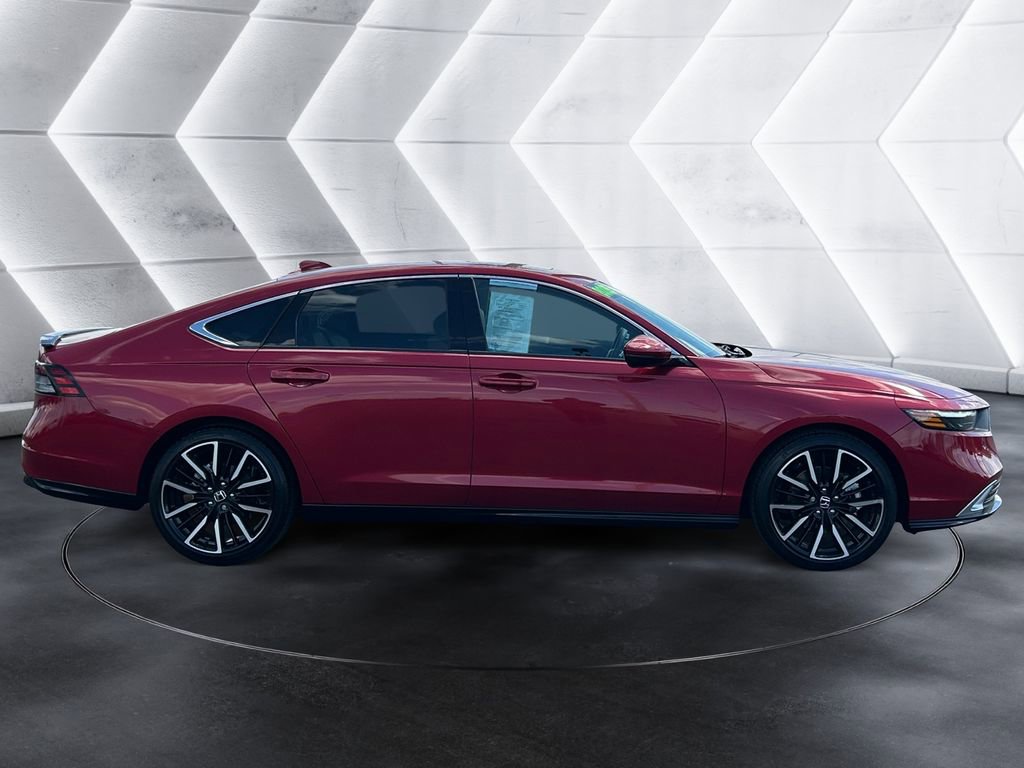 Used 2025 Honda Accord Touring image 6