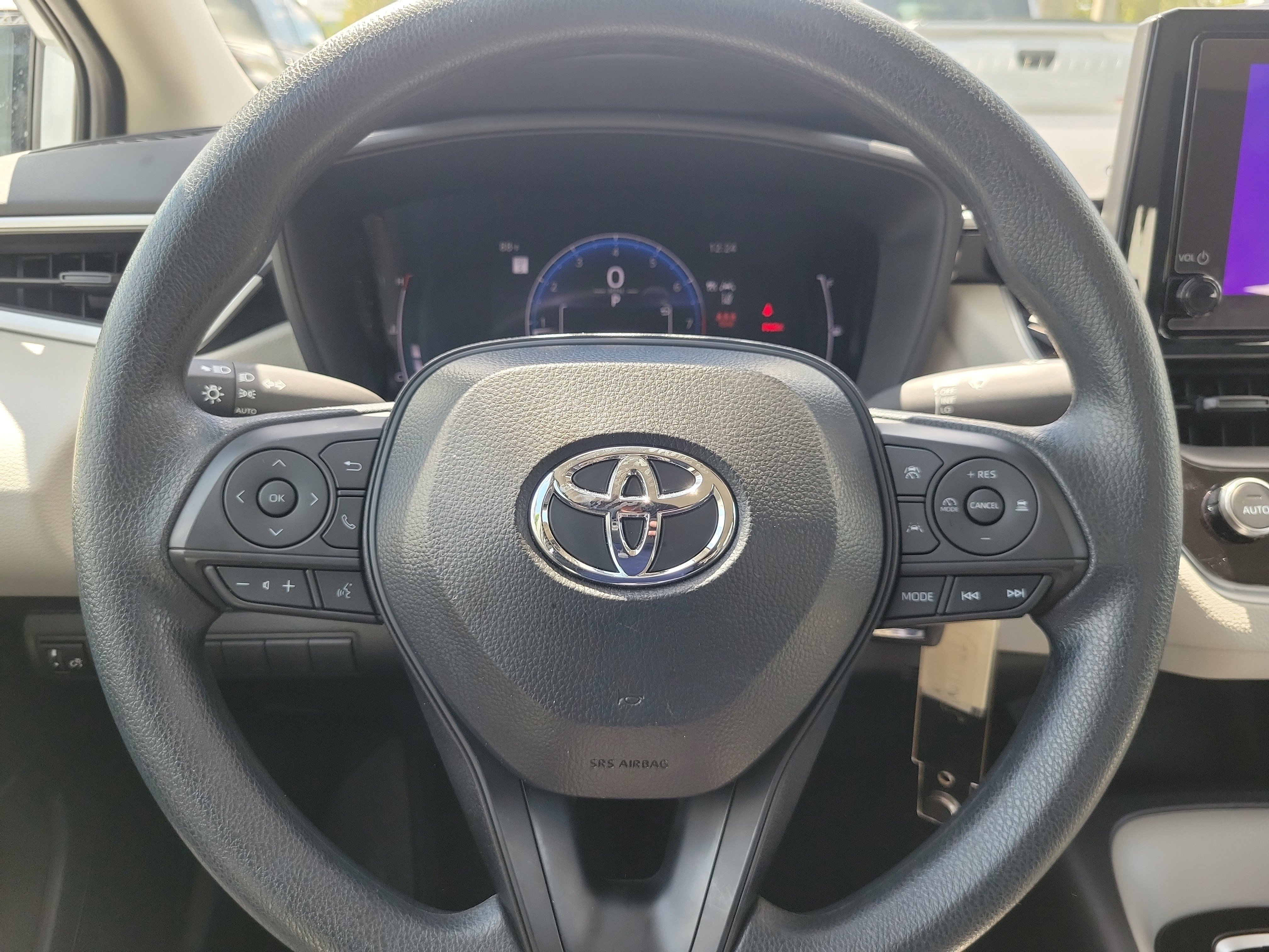Used 2026 Toyota Corolla LE FWD image 23
