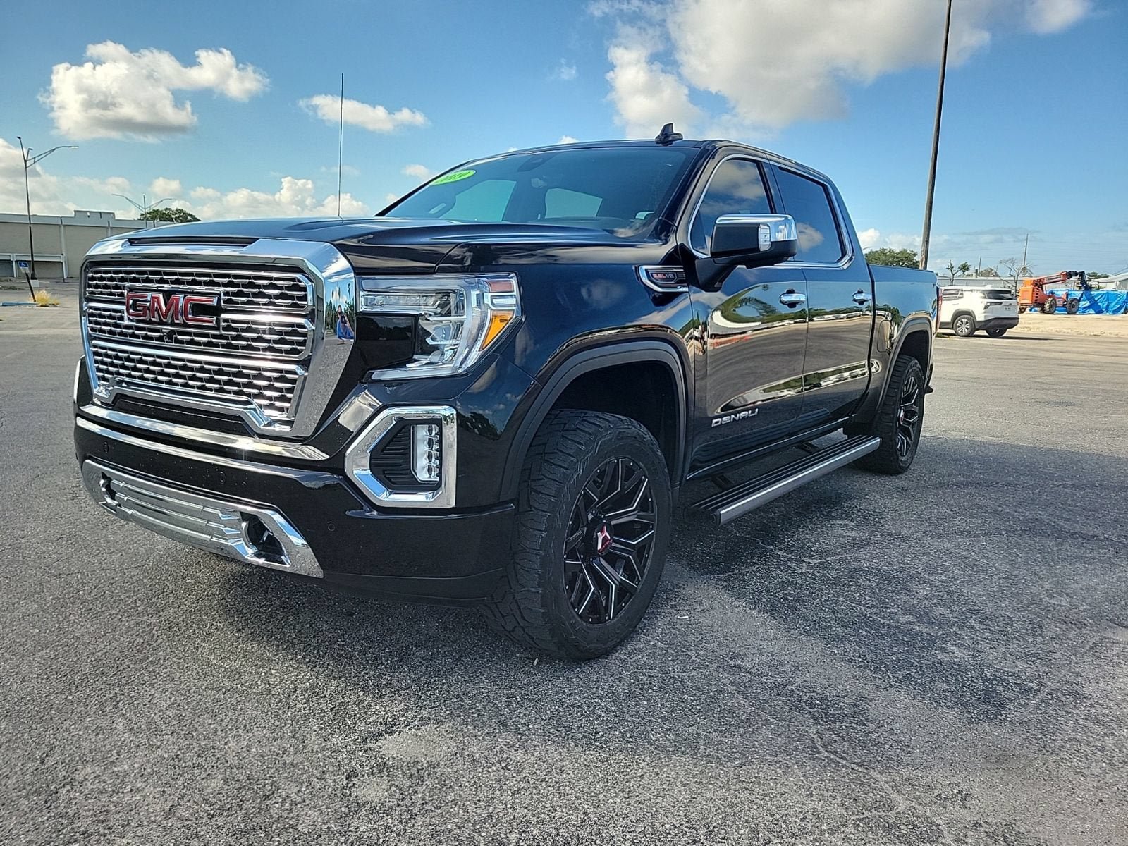 Certified 2019 GMC Sierra 1500 Denali w/ Denali Ultimate Package AWD/4WD image 2