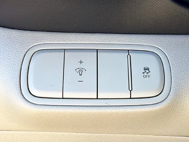 New 2026 Hyundai Venue SEL FWD image 10