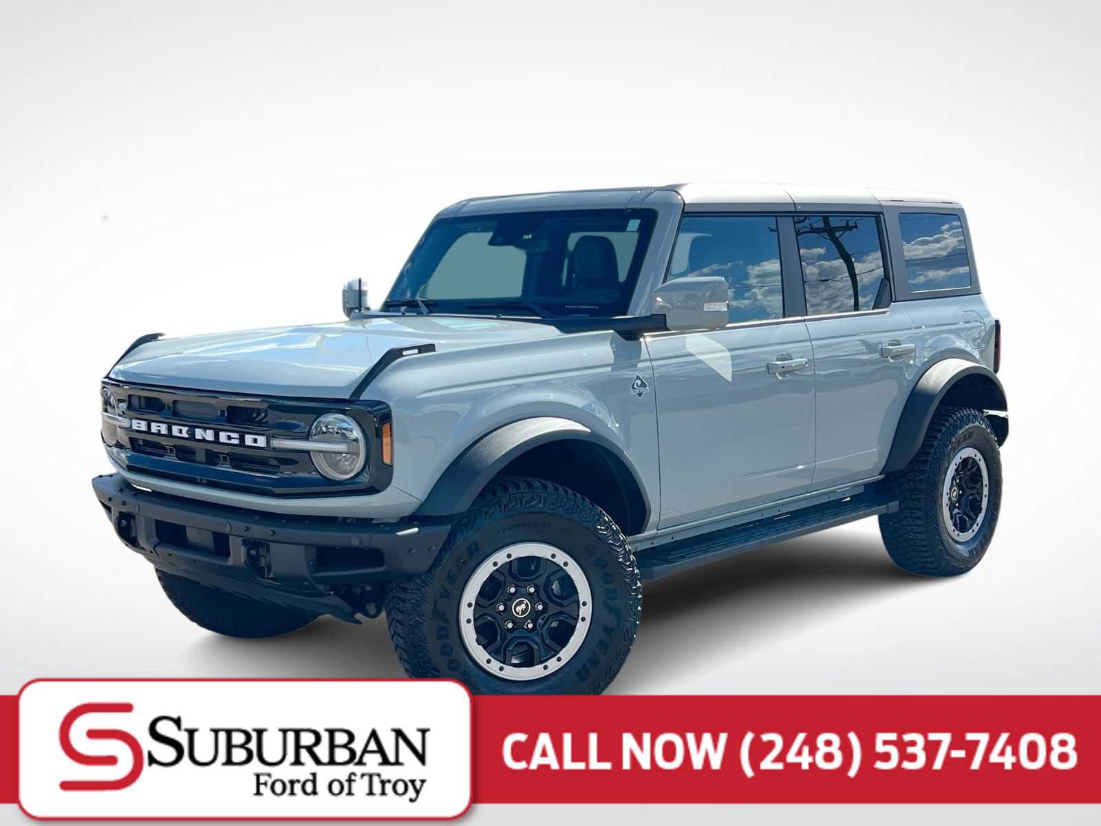 Used 2023 Ford Bronco Outer Banks w/ Sasquatch Package AWD/4WD image 1