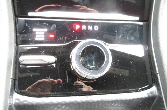 New 2025 Jeep Grand Cherokee L Limited w/ Trailer Tow Package image 27