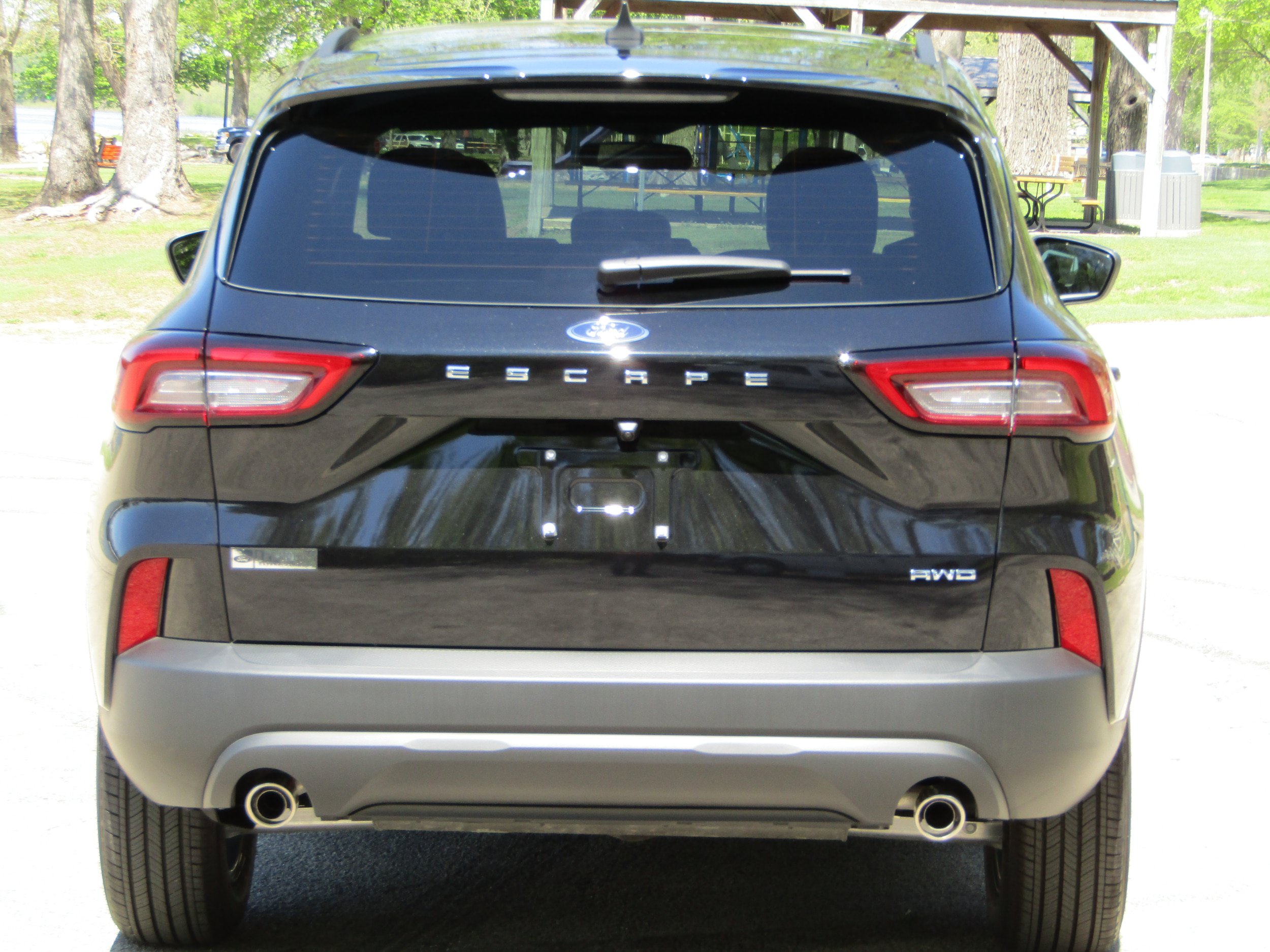 New 2026 Ford Escape ST-Line w/ Cold Weather Package AWD/4WD image 3