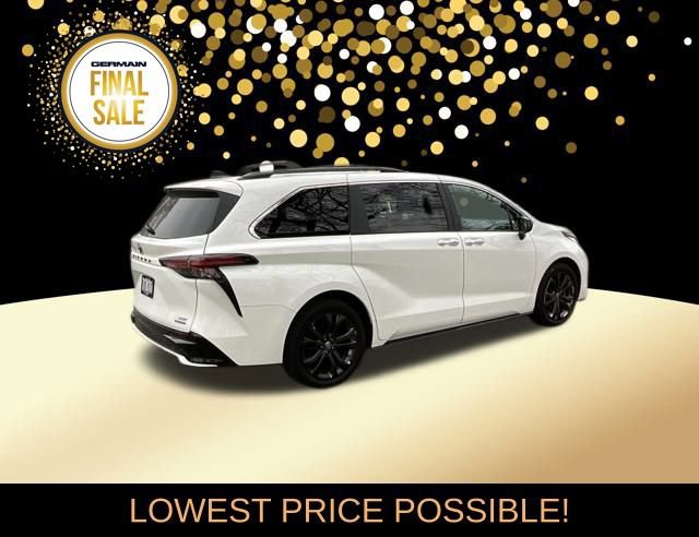 Used 2023 Toyota Sienna XSE image 4