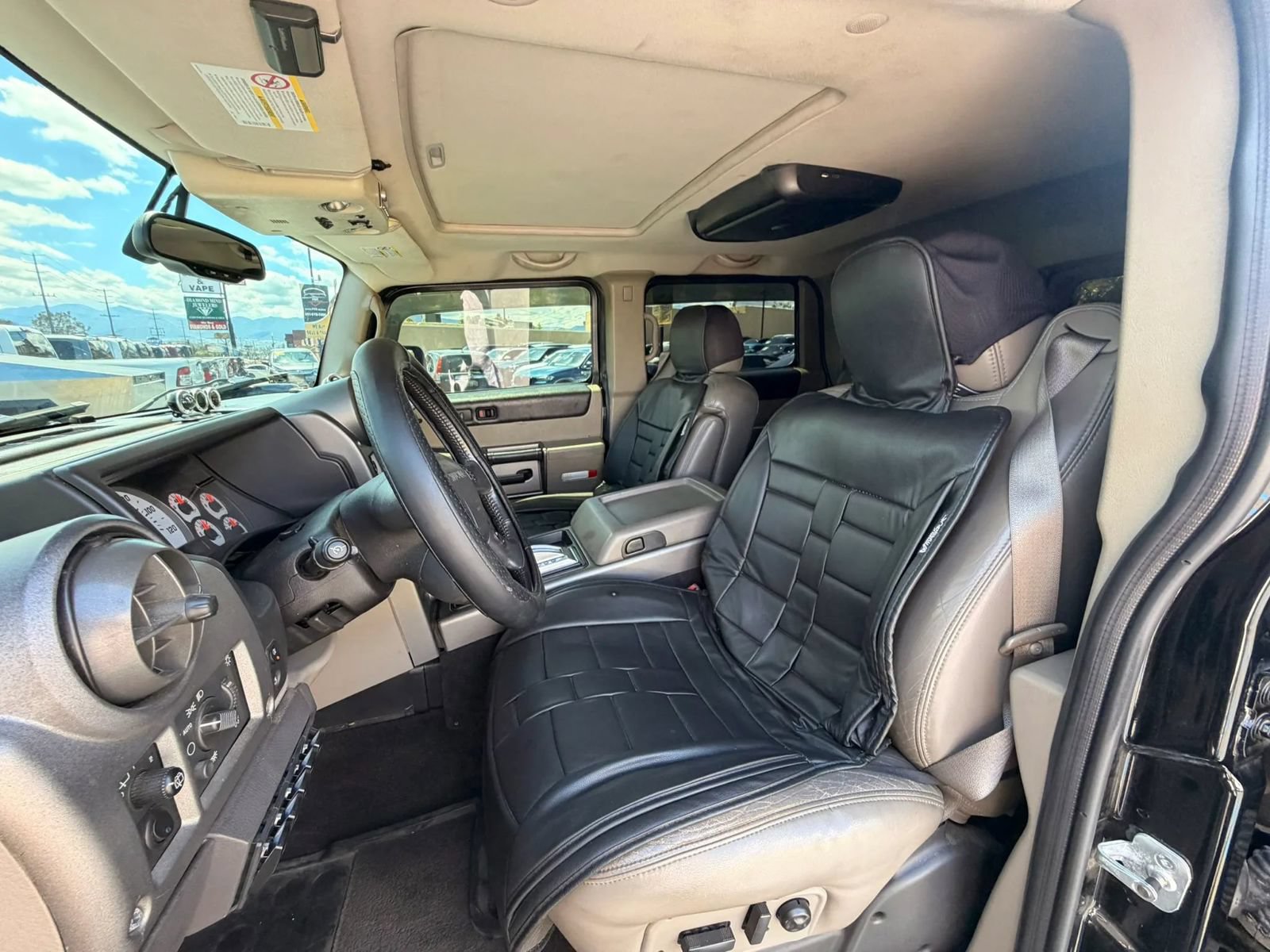 Used 2003 HUMMER H2 w/ Preferred Equipment Group AWD/4WD image 9