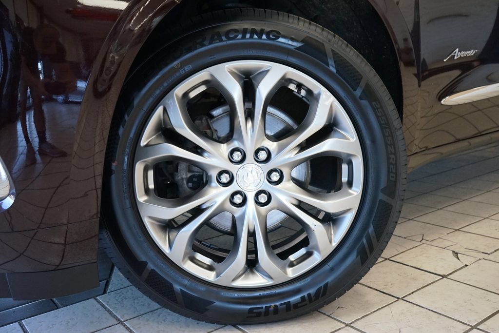 Used 2021 Buick Enclave Avenir w/ Avenir Technology Package AWD/4WD image 59