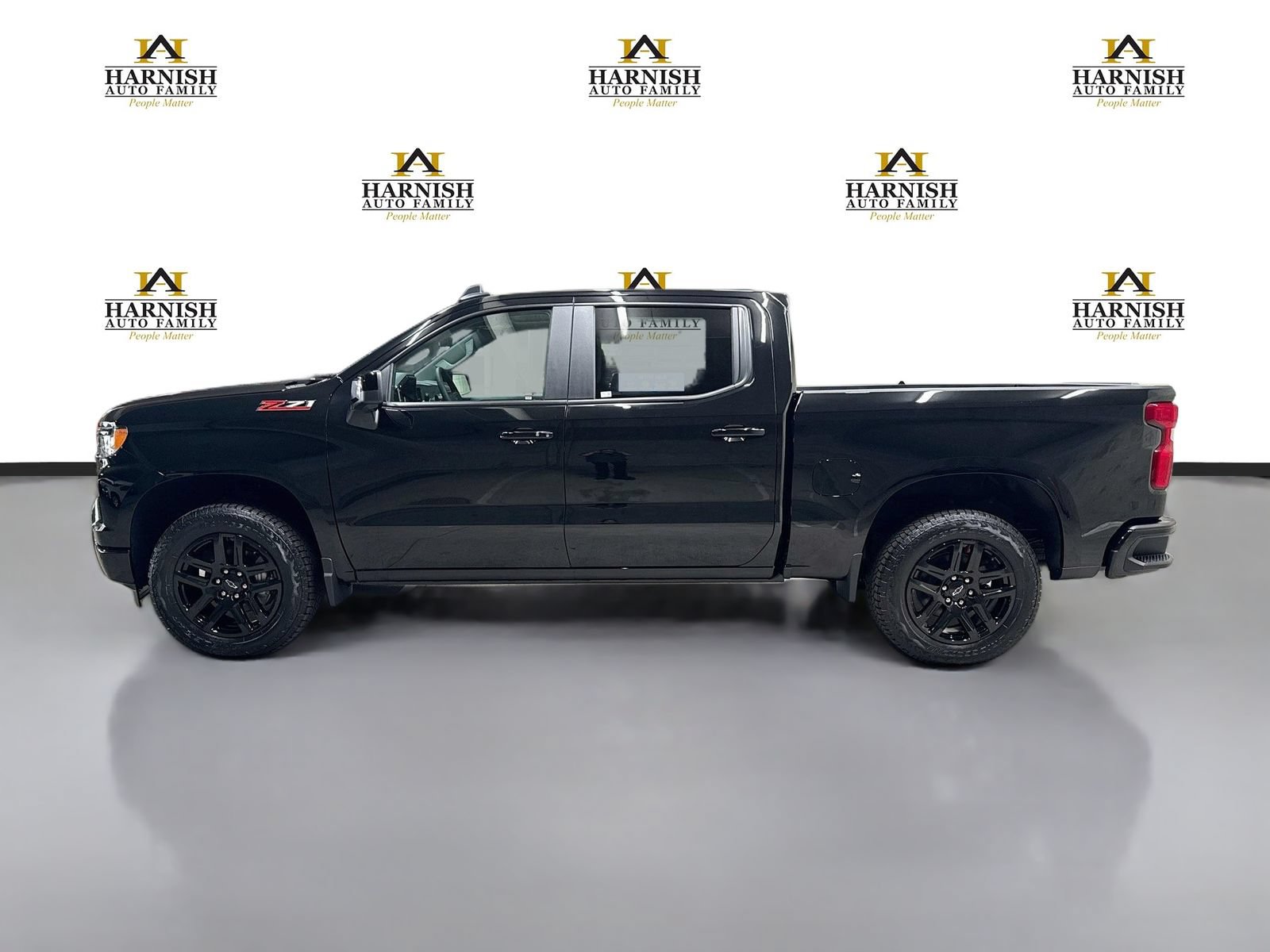 New 2026 Chevrolet Silverado 1500 RST w/ RST All Star Premium Package AWD/4WD image 9