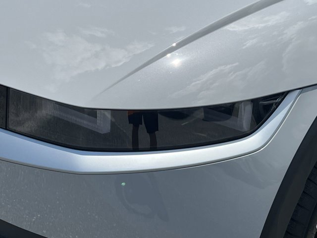 New 2023 Hyundai Ioniq 5 SEL image 16