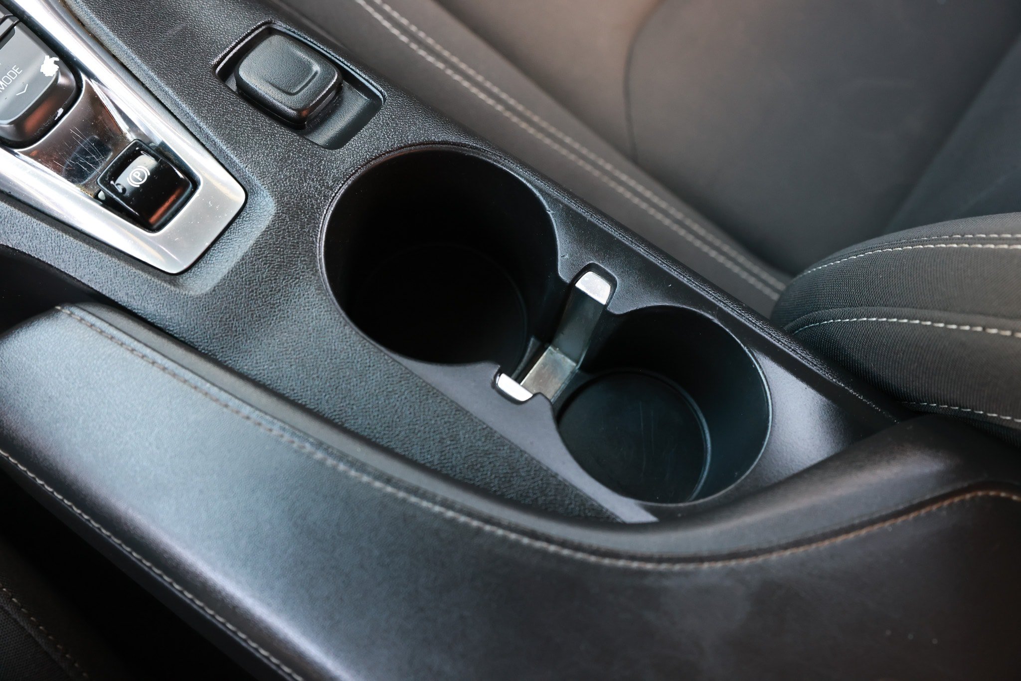 Used 2019 Chevrolet Camaro LT RWD image 42