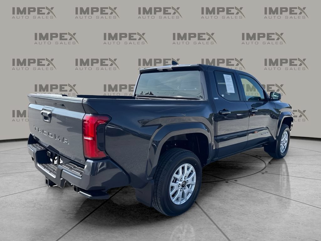 Used 2026 Toyota Tacoma SR5 AWD/4WD image 5