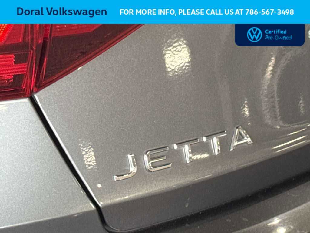 Certified 2023 Volkswagen Jetta Sport image 10