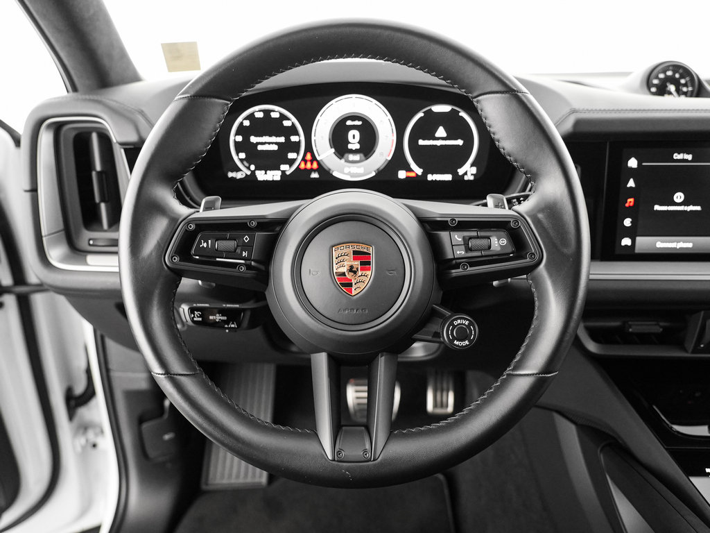Used 2024 Porsche Cayenne Turbo AWD/4WD image 9