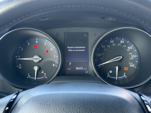 Used 2020 Toyota C-HR XLE FWD image 27