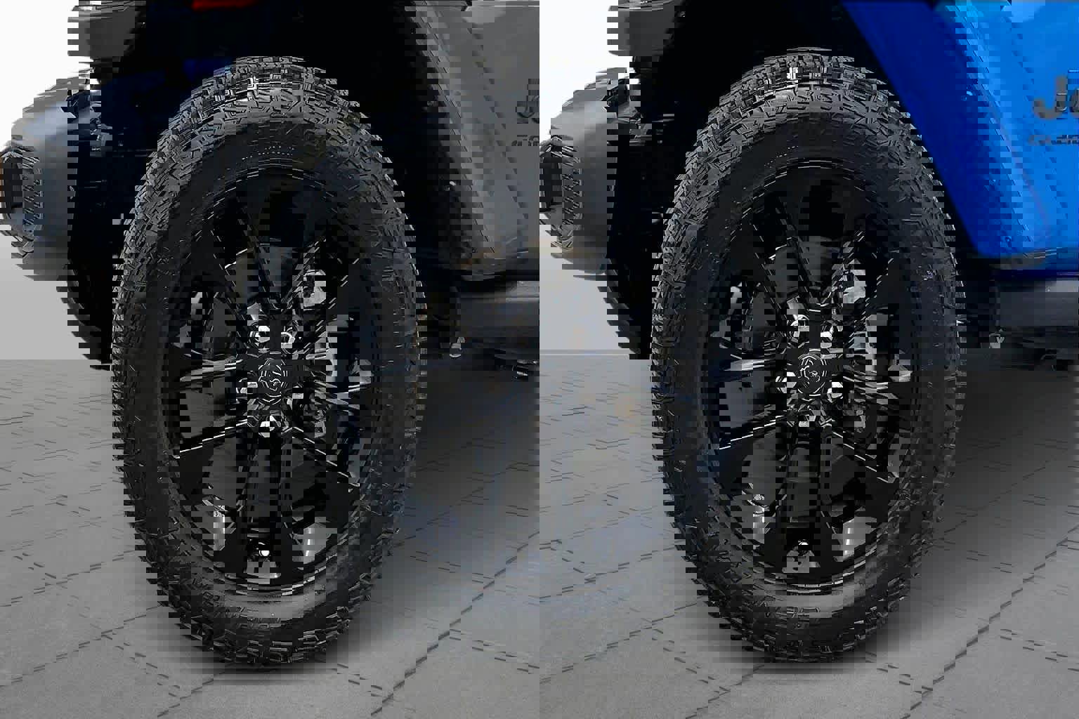 Used 2024 Jeep Gladiator Sport image 11