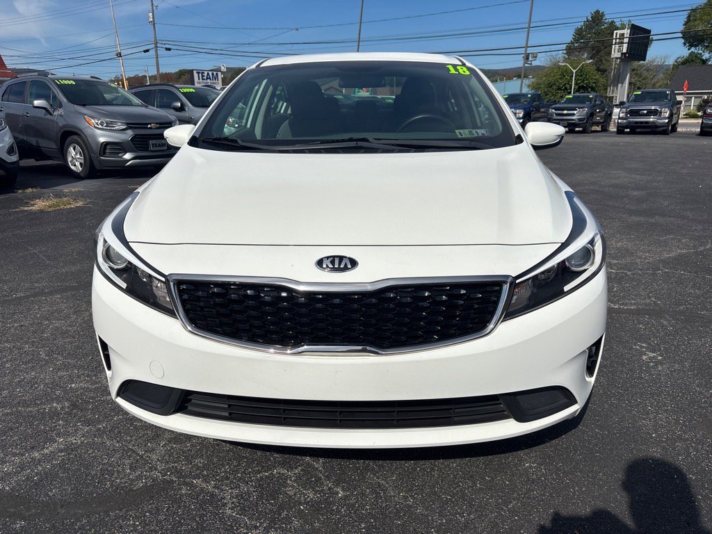 Used 2018 Kia Forte LX image 2