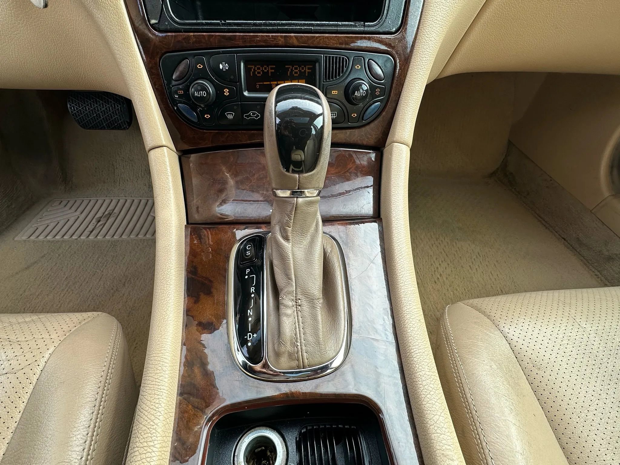 Used 2001 Mercedes-Benz C 320 C 320 Sedan 4D image 23