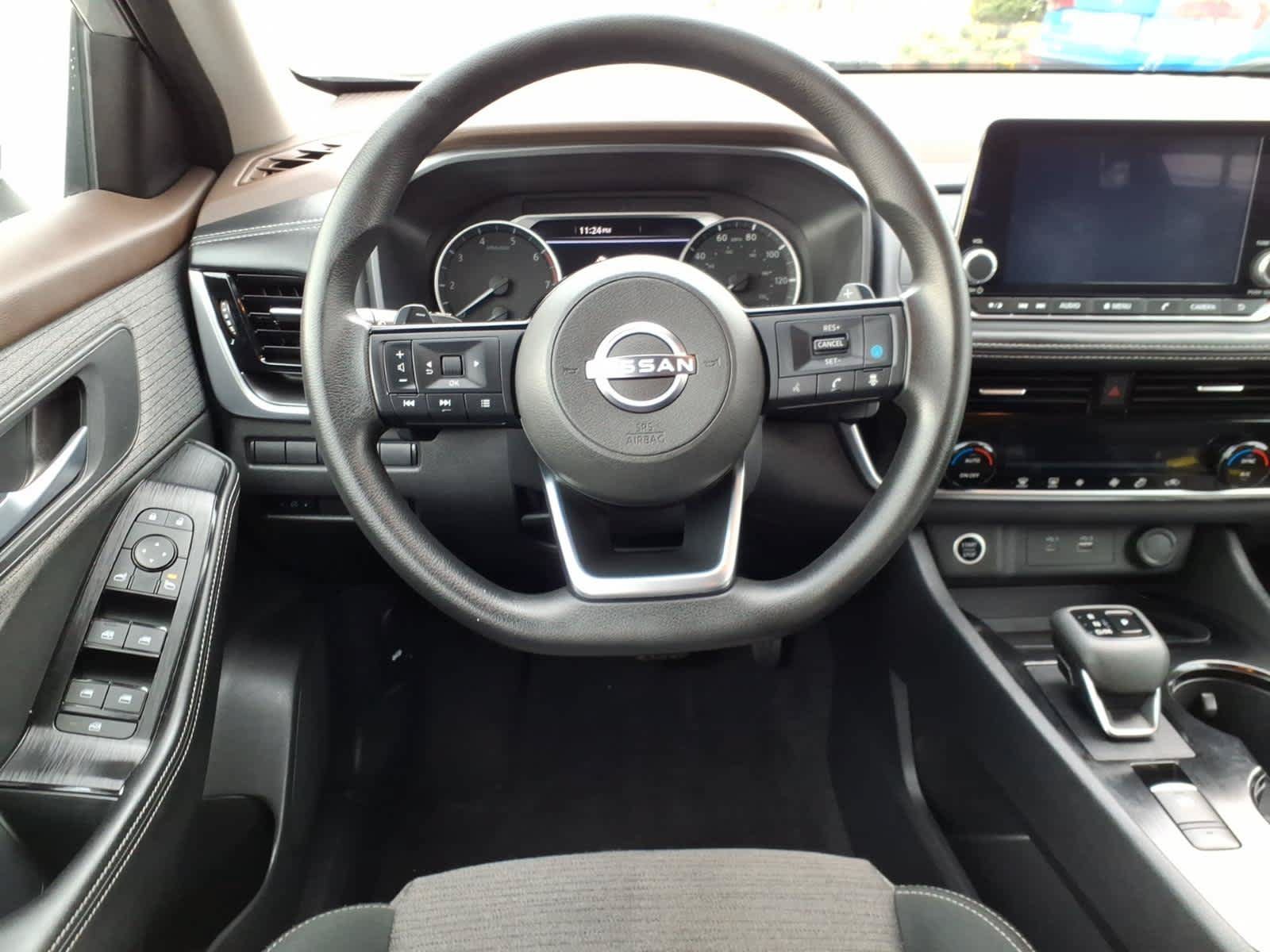 Certified 2022 Nissan Rogue SV AWD/4WD image 14
