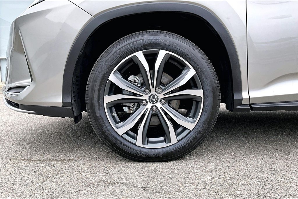 Used 2020 Lexus RX 450h AWD w/ Premium Package image 34
