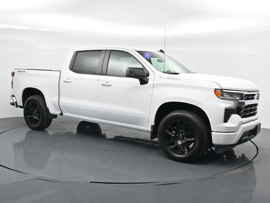 Used 2025 Chevrolet Silverado 1500 RST w/ LPO, Liner Protection Package AWD/4WD image 3
