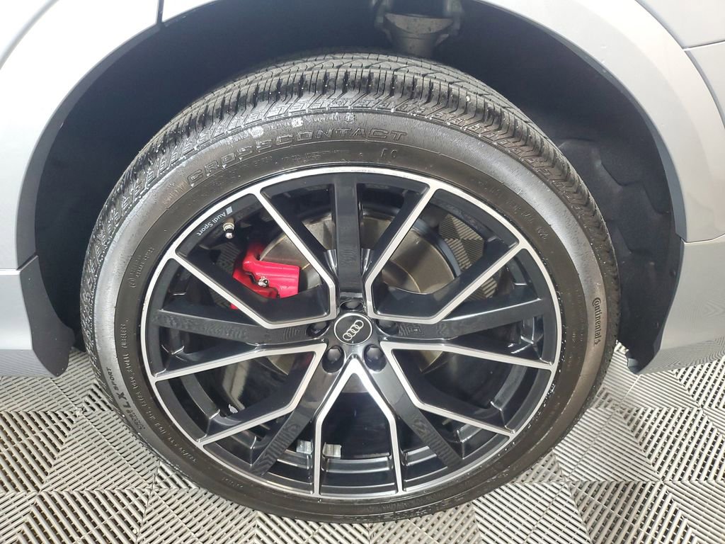 Used 2023 Audi Q8 Premium Plus image 11