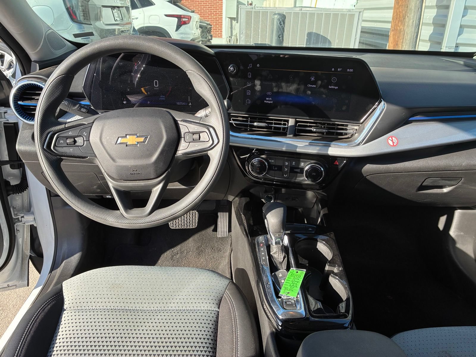 Used 2026 Chevrolet Trax LT FWD image 4
