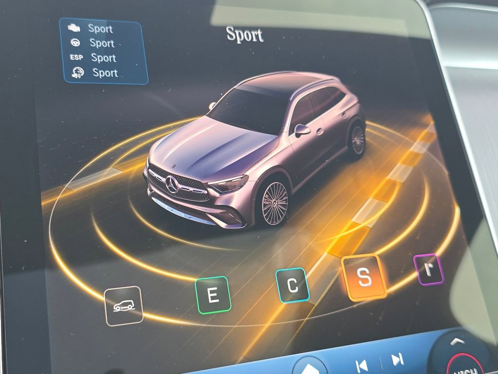 New 2026 Mercedes-Benz GLC 300 4MATIC image 33